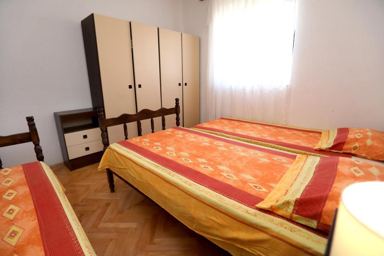 Apartman Karaga トロギール エクステリア 写真