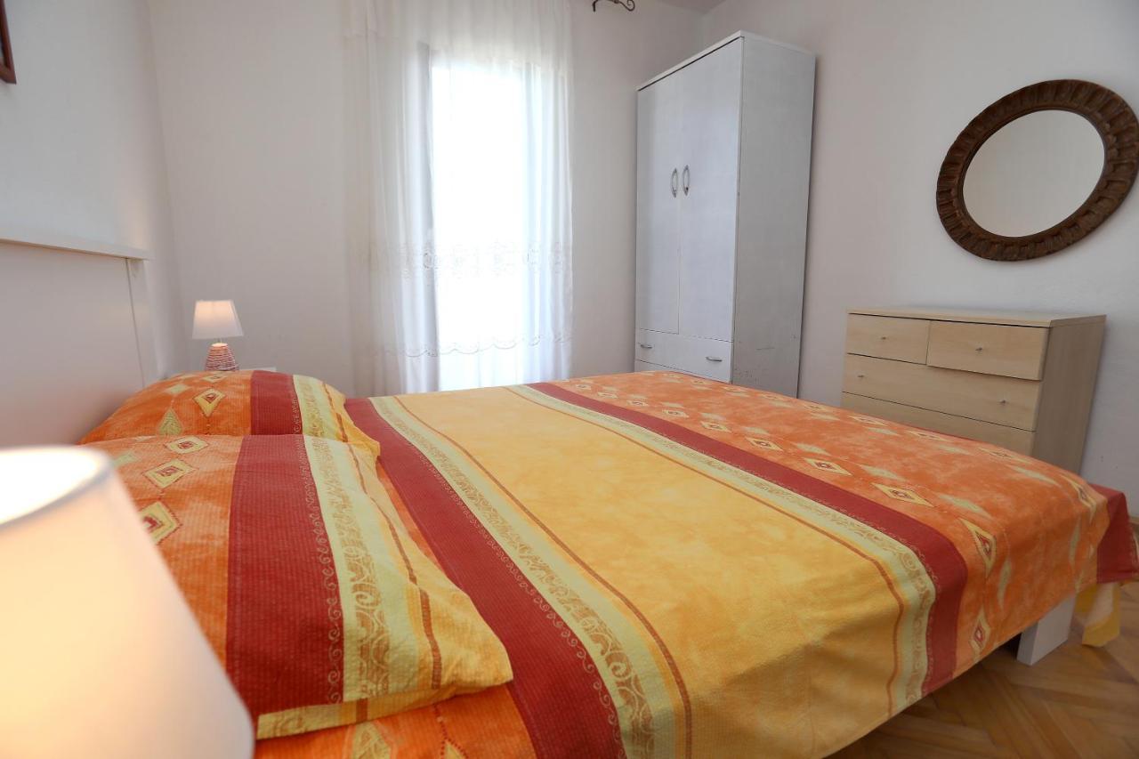 Apartman Karaga トロギール エクステリア 写真