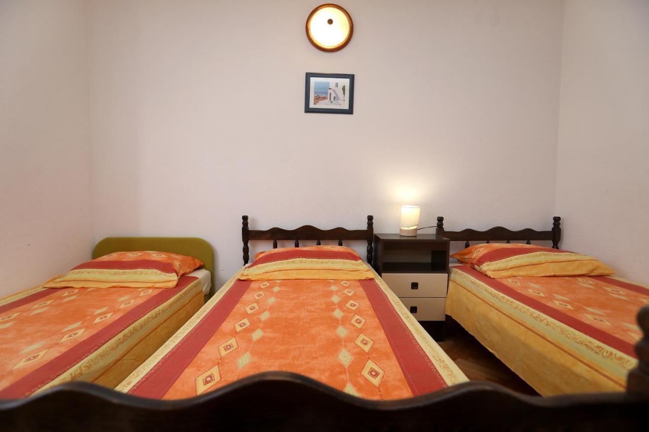 Apartman Karaga トロギール エクステリア 写真