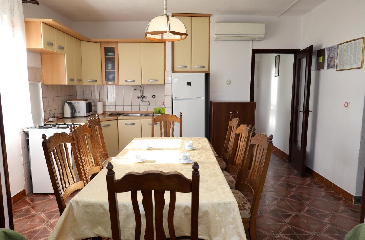 Apartman Karaga トロギール エクステリア 写真